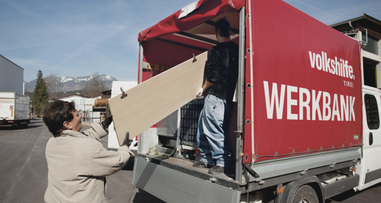 VOLKSHILFE WERKBANK: SECOND-HAND MÖBELMARKT WIEDER GEÖFFNET! VOLKSHILFE WERKBANK: SECOND-HAND MÖBELMARKT WIEDER GEÖFFNET!