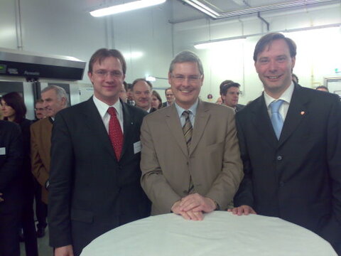 Dir. Mag. Christoph Holzer, SPAR-Vorstand Hans F. Reisch und LR Mag. Hannes Bodern