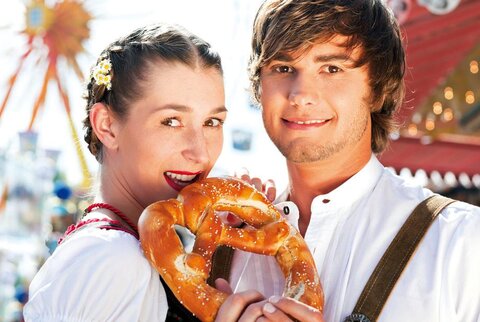 2. großes Breznsuppenfest mit Dirndlgaudi 2012