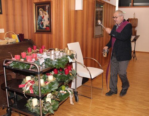 Adventkranzsegnung