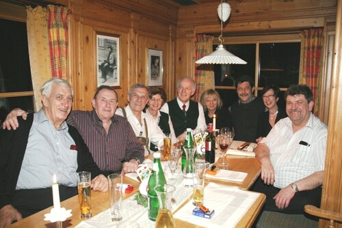 Richard Schipfliner (GH Weisses Lamm), Peter Hörhager ("Alt-Wirt GH Sonnblick), Karl Binder, Elisabeth Kammerlander, Hans Kammerlander            (Hotel Schachtner), Ernie Hofer, Roland Hofer (Cafe Moser), Hanni Silberberger, Hannes Silberberger (GH Alte Post)