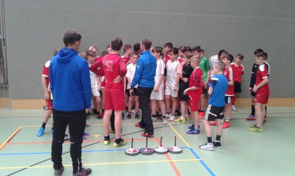 Schüler im Trainingseinsatz Schüler im Trainingseinsatz